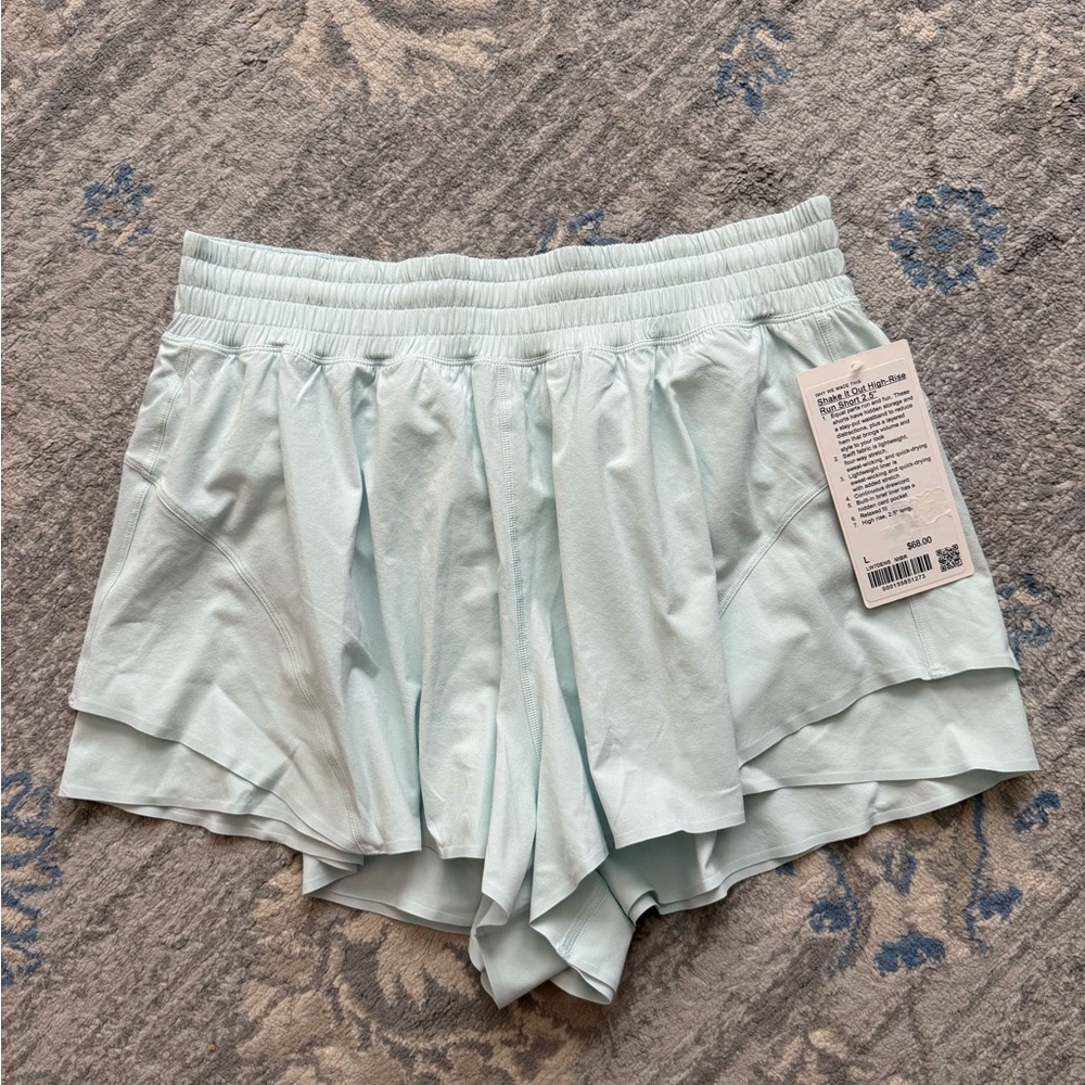 Lululemon Shake It Out High-Rise Running Short 2.5" Mint Breeze (NWT) - Picture 5 of 8